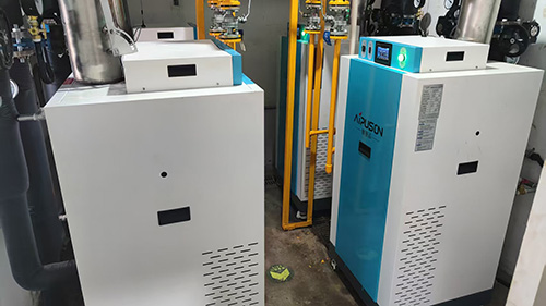 如遇突然降温，锅炉房应该做哪些准备及预防应急措施？